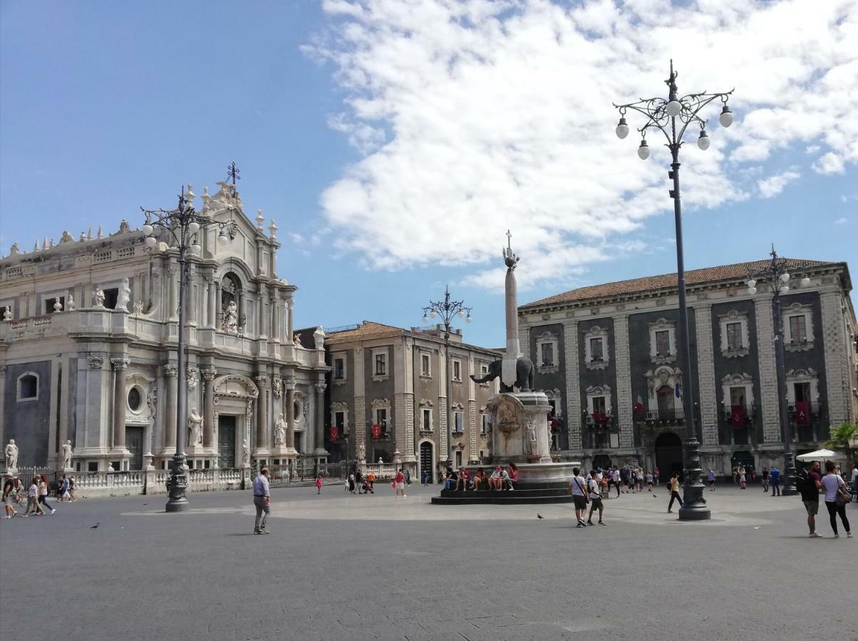 Dimora Vittorio Emanuele 392 Villa Catania Luaran gambar